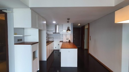 Apartemen St Moritz  kosongan ,harga Nego lokasi Ok di Kembangan  Jakarta Barat
