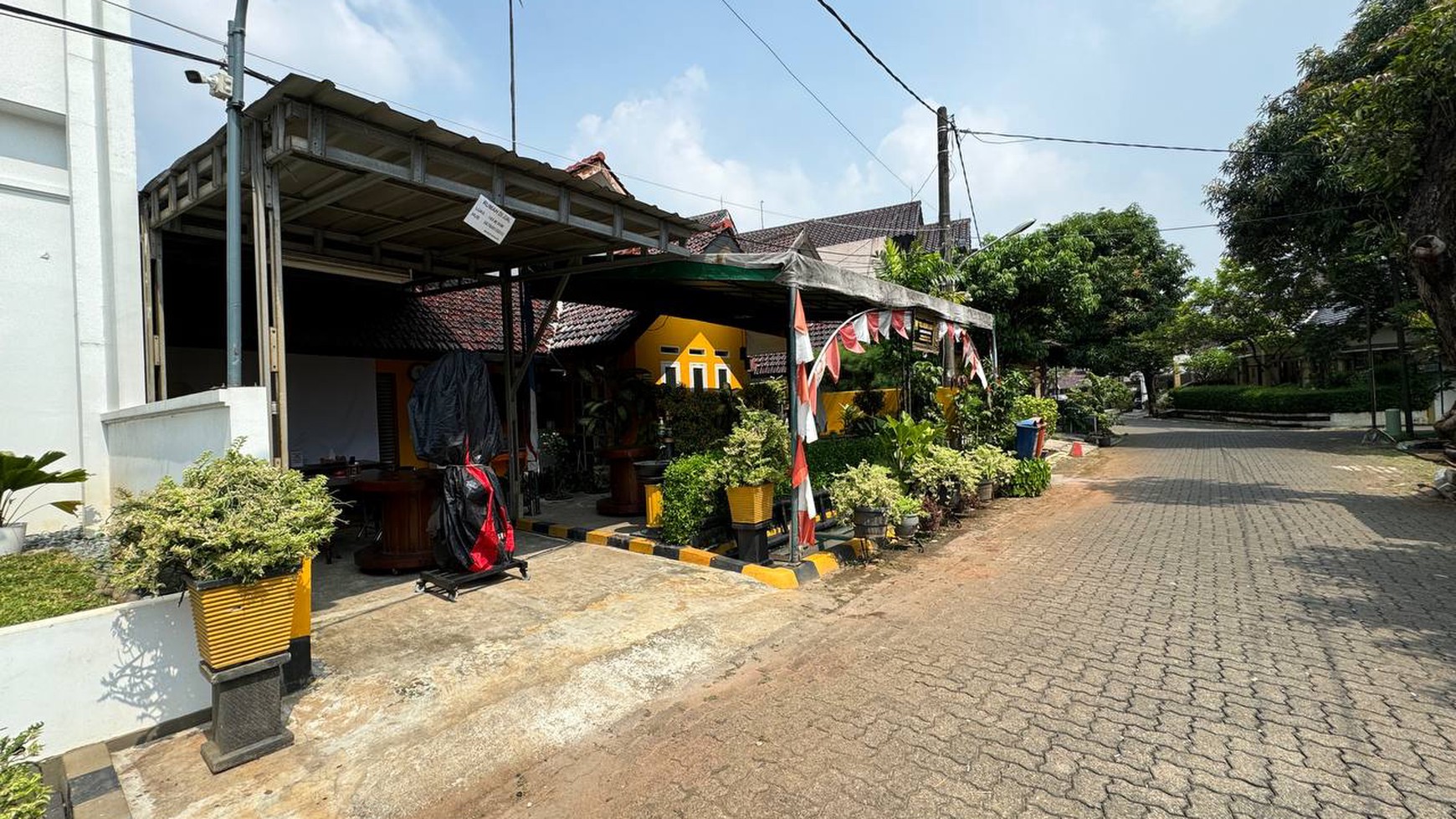Jakasampurna persada kemala rumah hitug tanah  dekat tol becakayu
