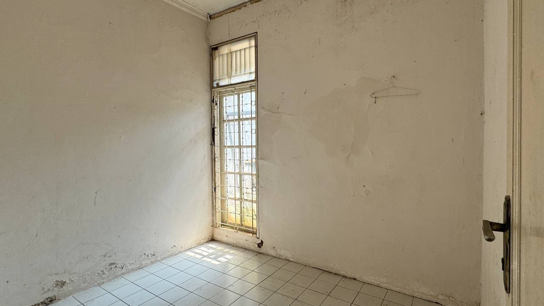 Jakasampurna persada kemala rumah hitug tanah  dekat tol becakayu