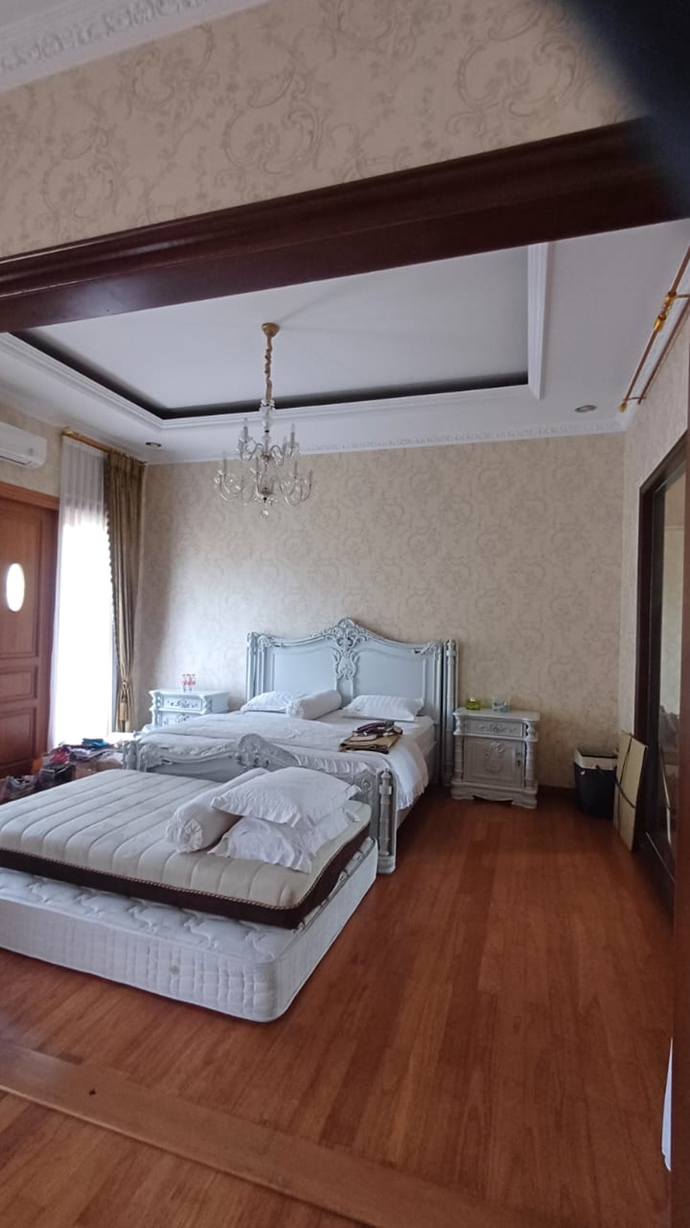 Rumah bagus, Luxury dengan Private Swimming Pool di Bintaro