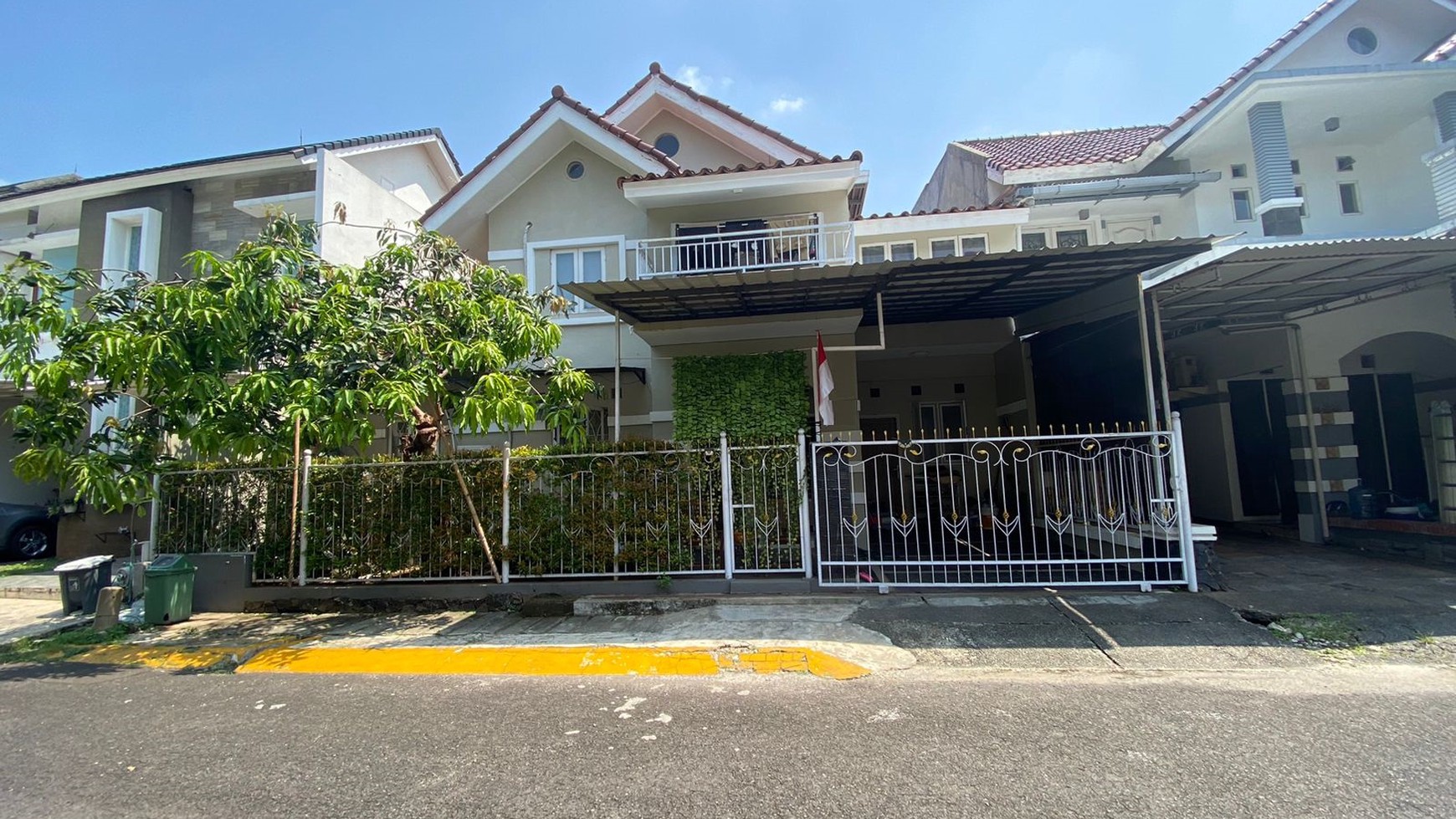 Rumah bagus, lokasi sangat bagus di Bintaro Sektor 9