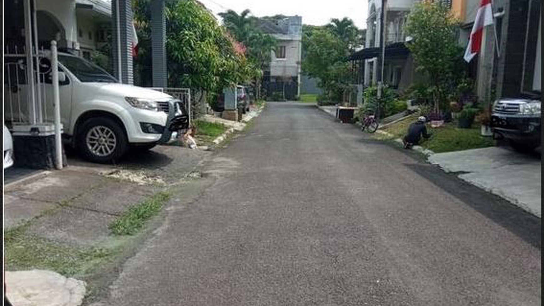 Rumah bagus, lokasi sangat bagus di Bintaro Sektor 9