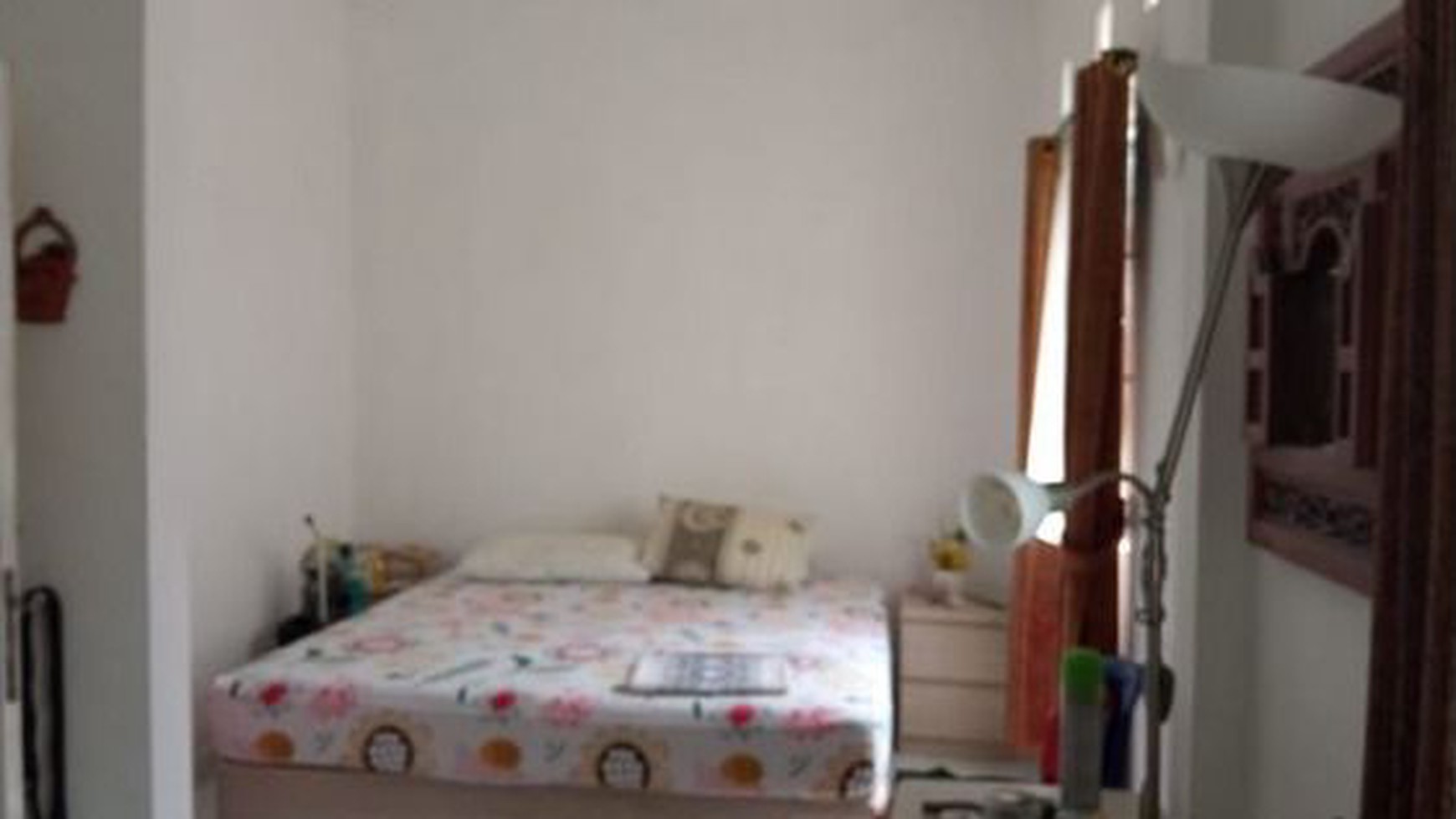 Rumah bagus, lokasi sangat bagus di Bintaro Sektor 9