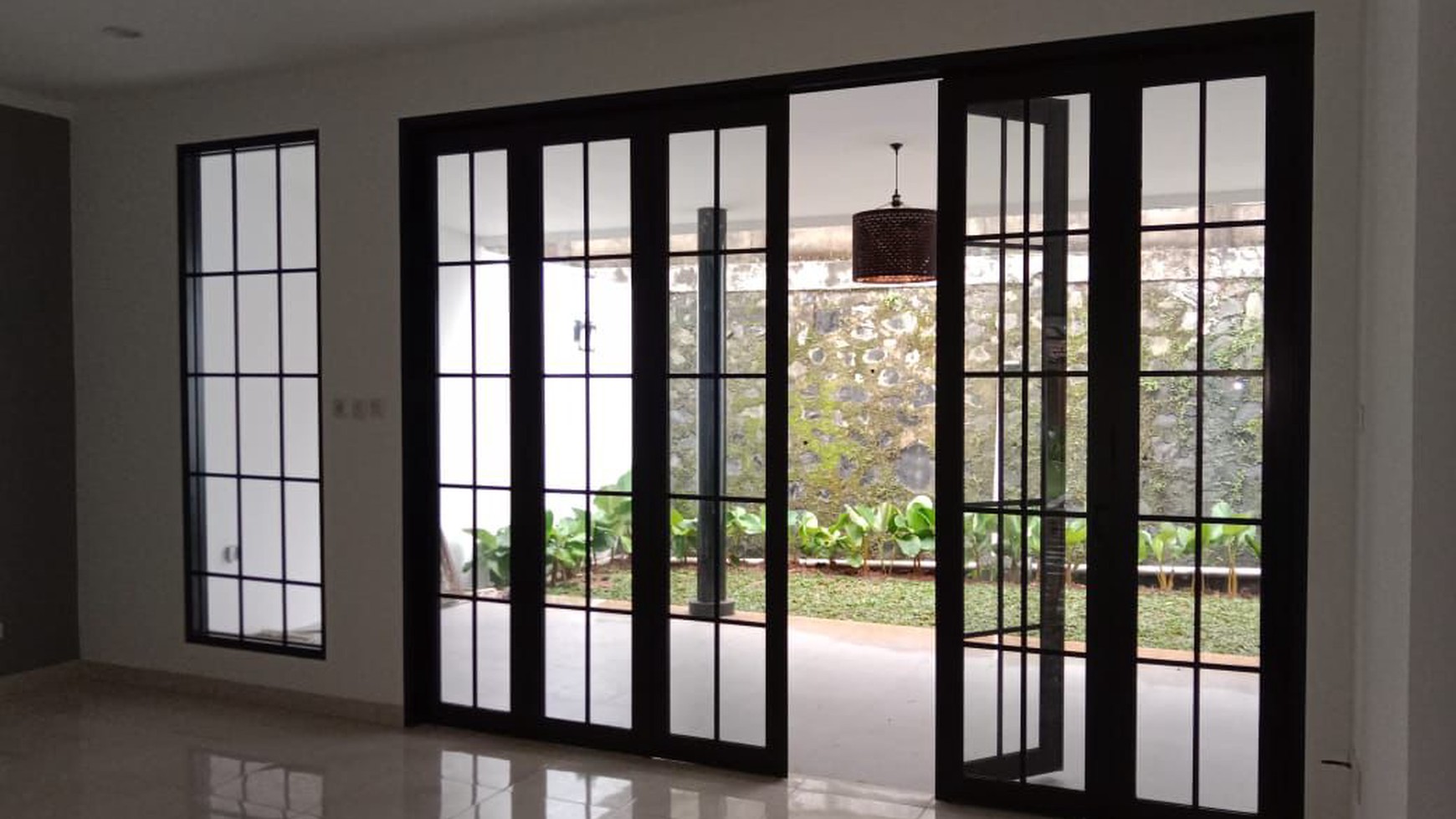 Rumah bagus, dalam Cluster keamanan 24 jam di Bintaro Sektor 9