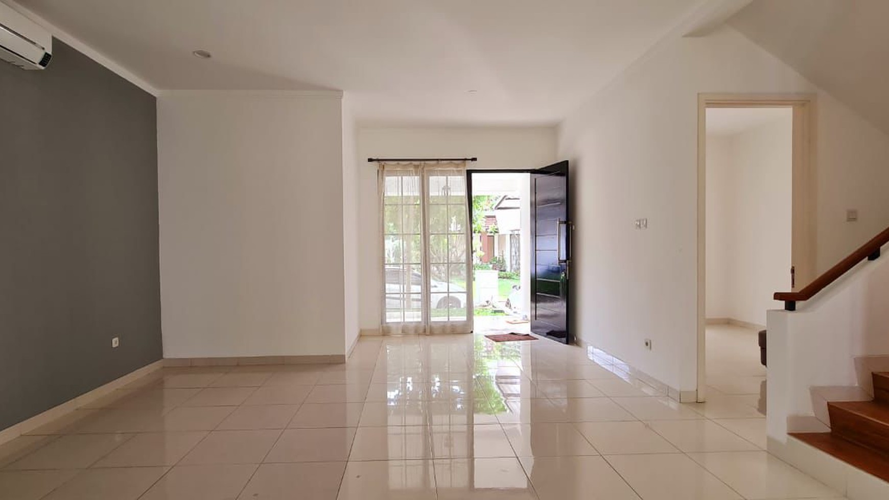 Rumah bagus, dalam Cluster keamanan 24 jam di Bintaro Sektor 9