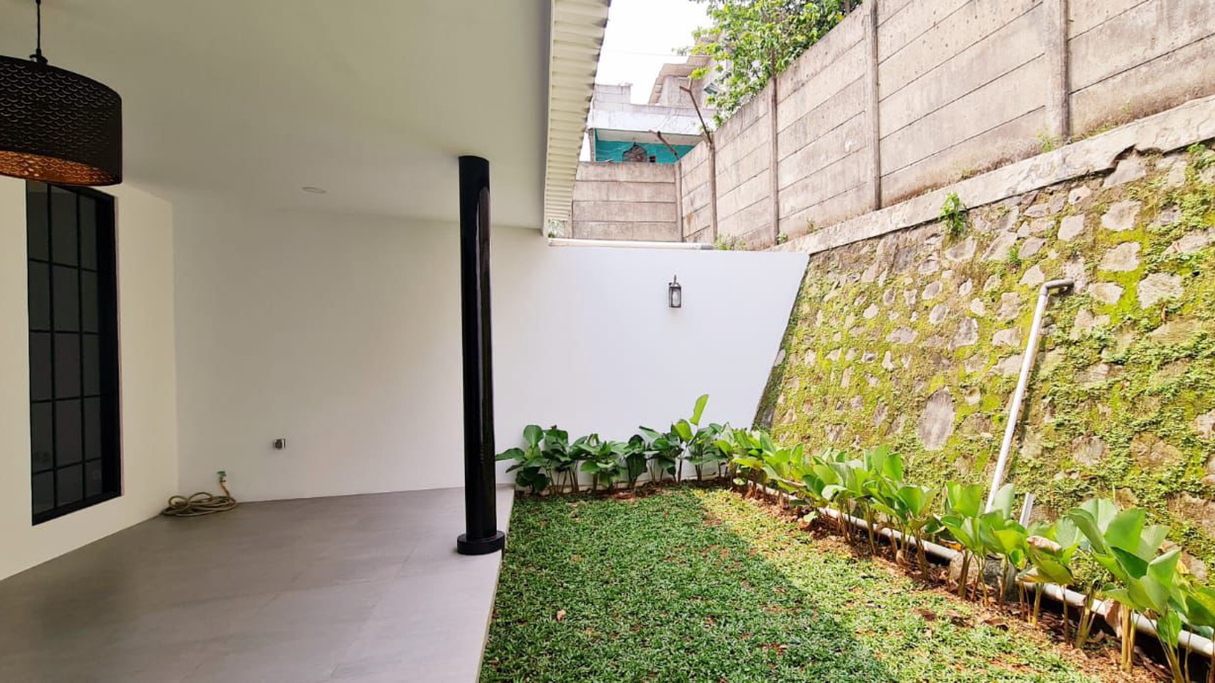 Rumah bagus, dalam Cluster keamanan 24 jam di Bintaro Sektor 9