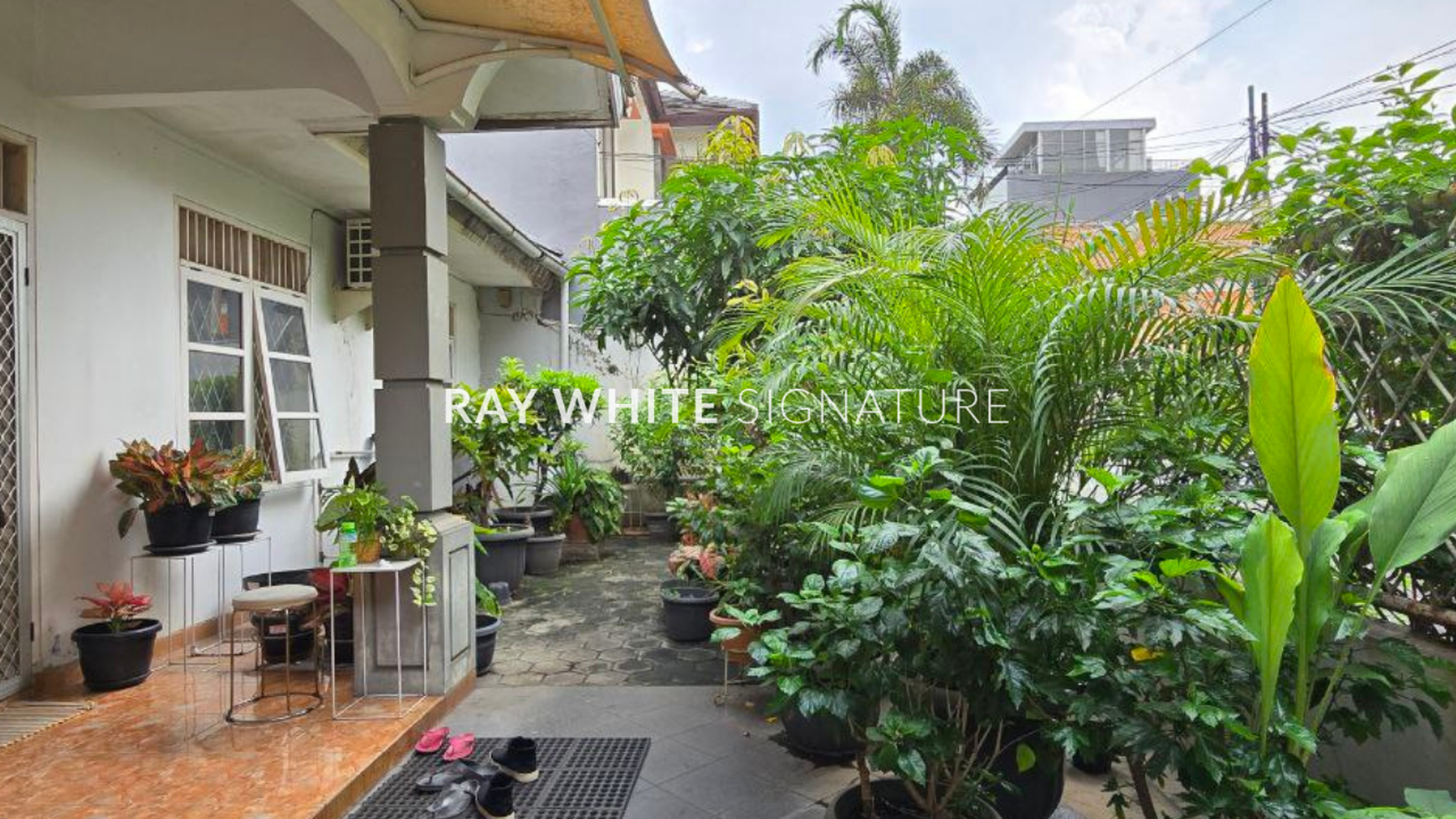 Rumah Hitung Tanah Area Cipete