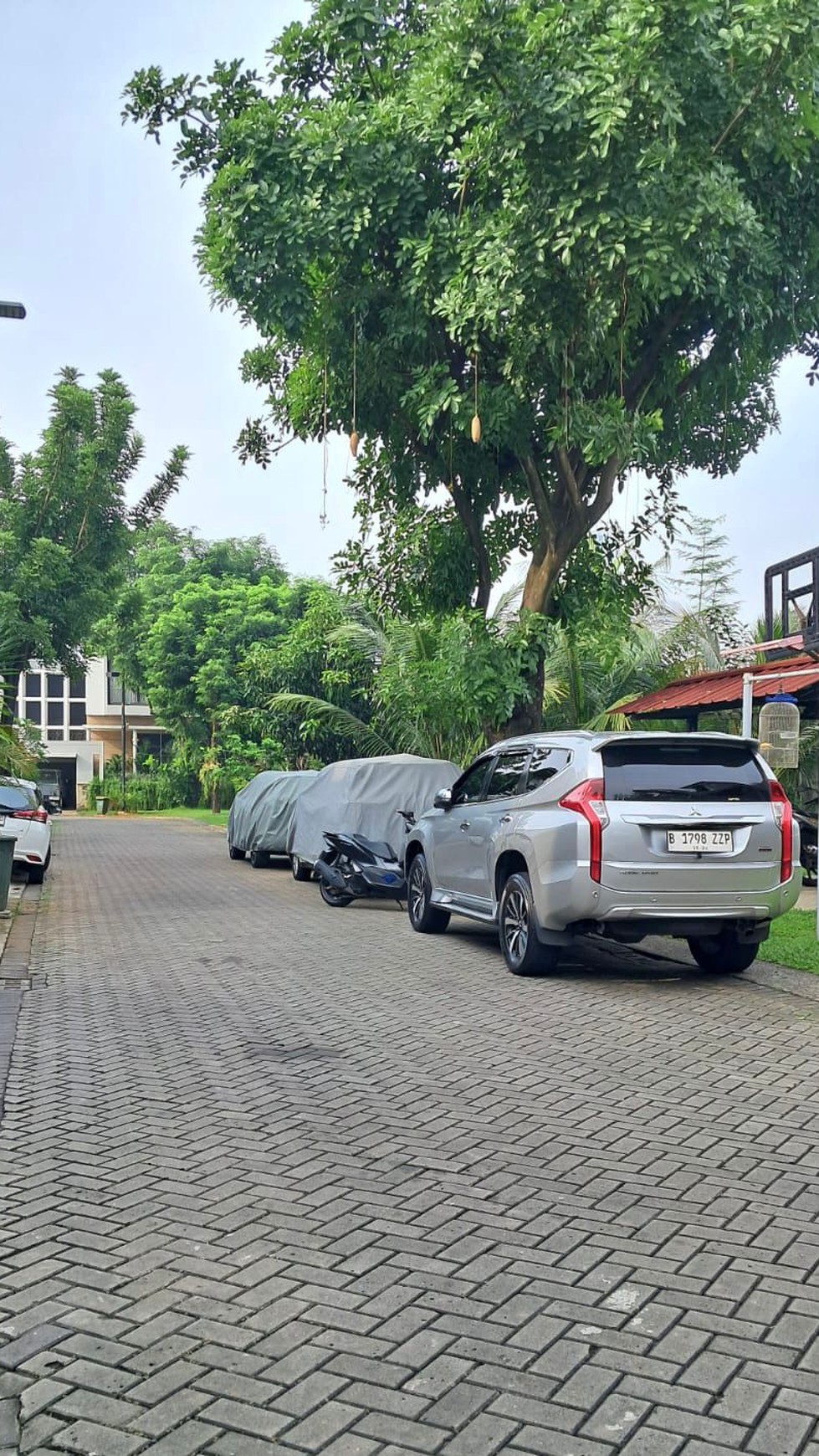 Rumah Hitung Tanah Area Cipete