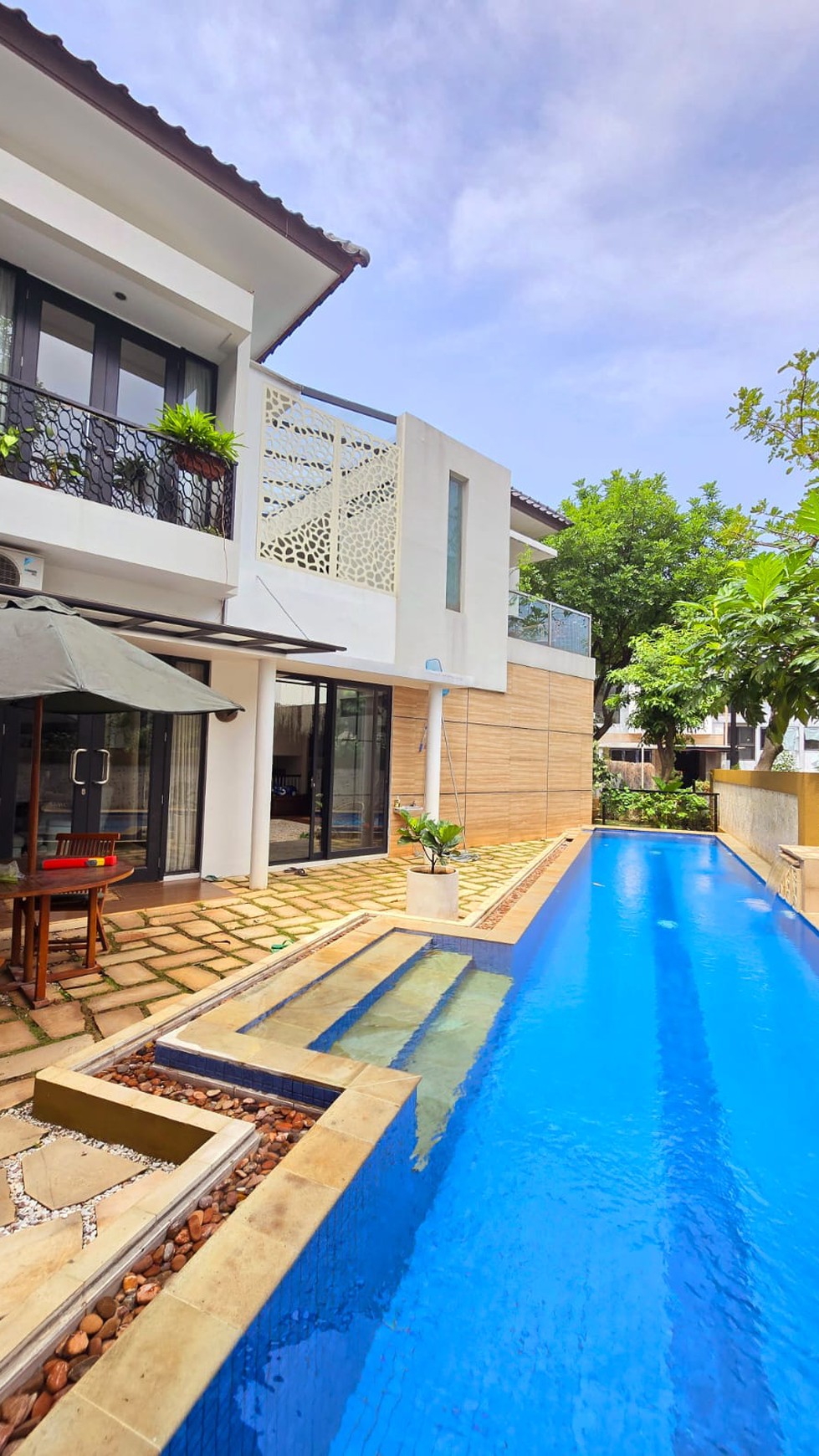 Rumah Hitung Tanah Area Cipete