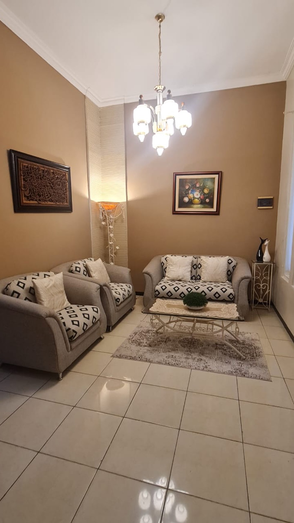 Rumah Hitung Tanah Area Cipete