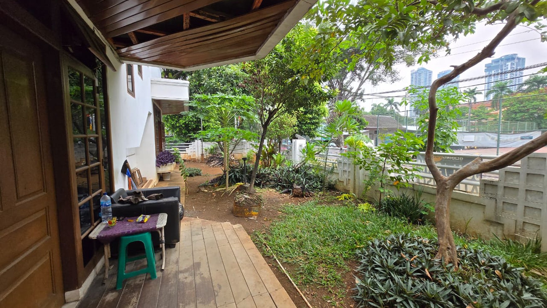 Rumah Hitung Tanah Area Cipete