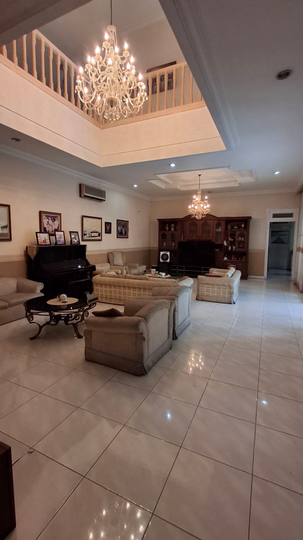 Rumah Hitung Tanah Area Cipete