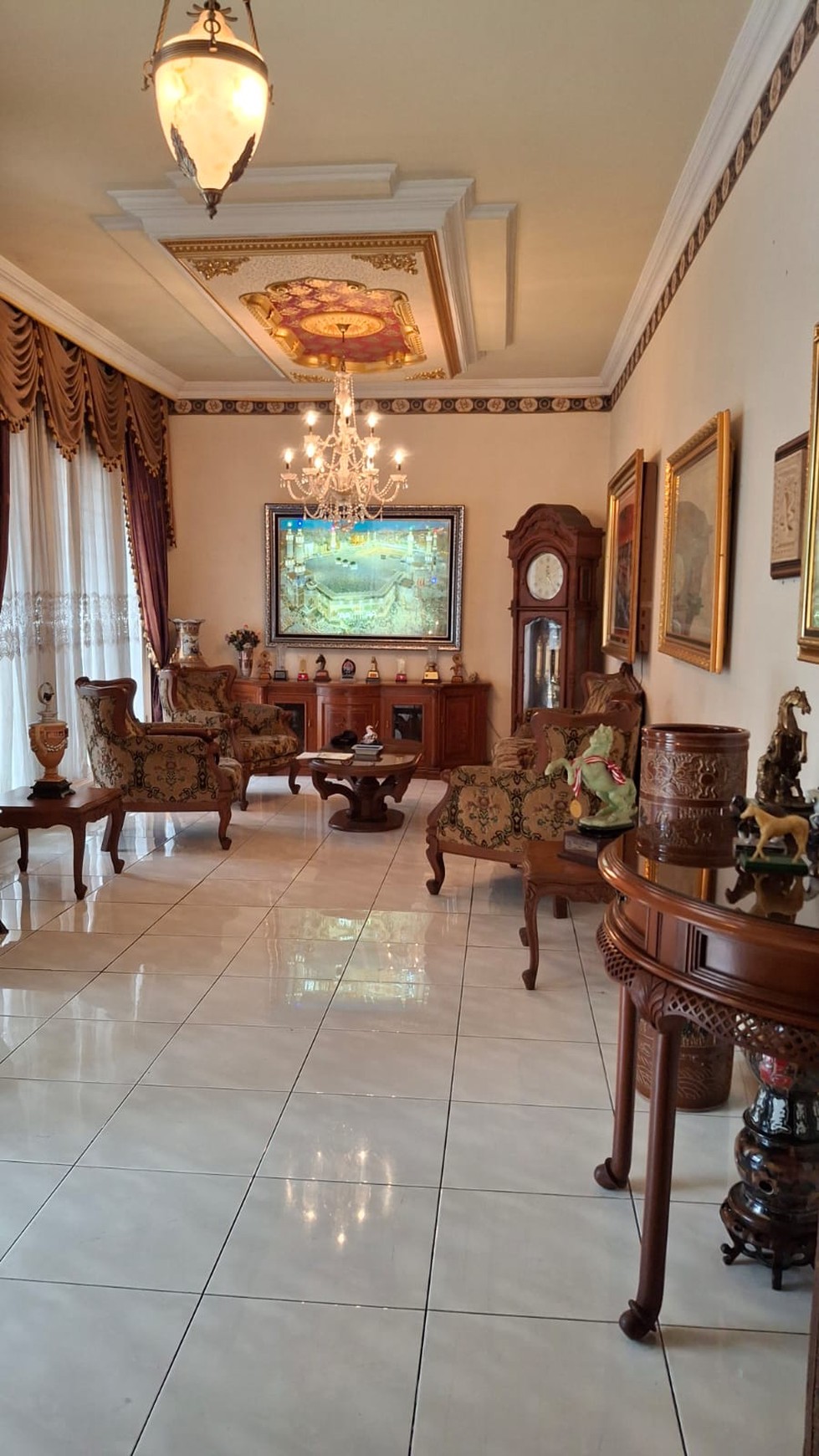 Rumah Hitung Tanah Area Cipete