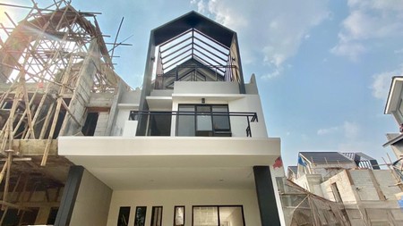 Rumah Modern Minimalis 3 Lantai dengan Rooftop Aesthetic di Cirendeu