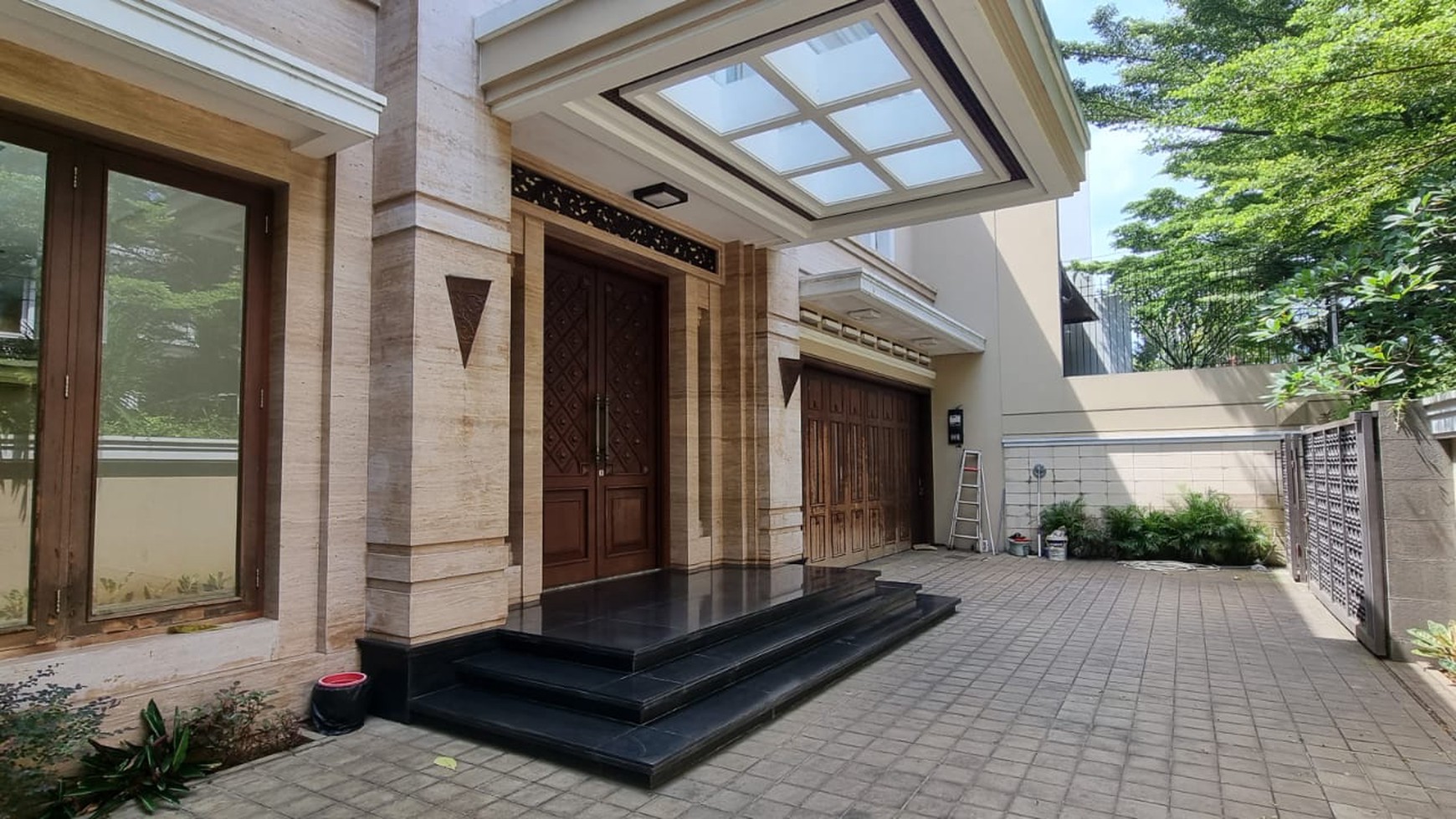 Rumah Mewah Siap Huni Lokasi Strategis dan Premium @Pondok Indah