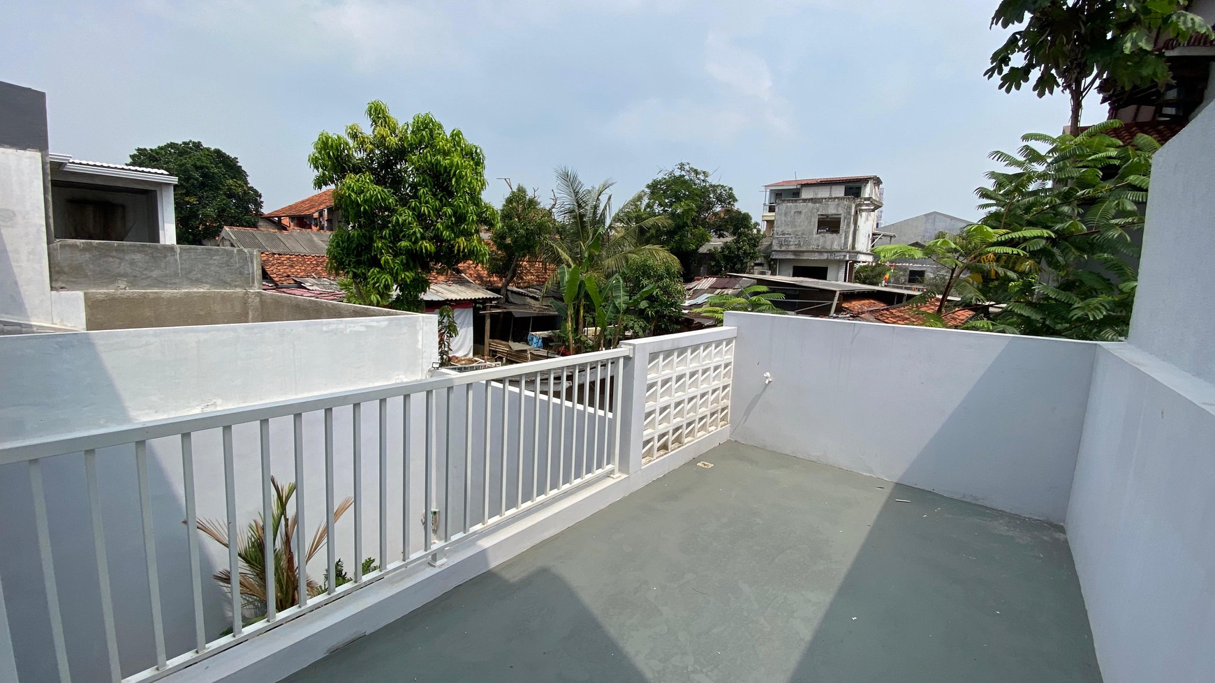 Rumah Brand New di Cinere Taman Depan & Belakang Siap Huni