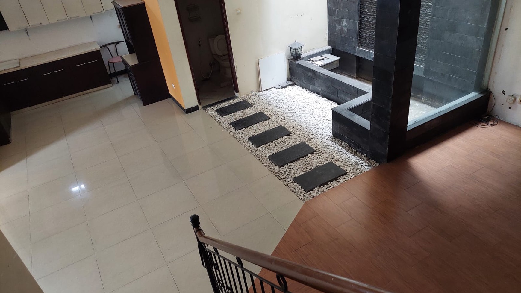  Rumah Tebet timur dalam semi furnished