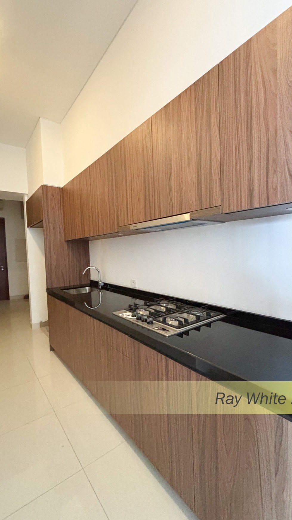 APARTEMEN THE REGENT RESIDENCE 3BR SEMI FURNISHED 251sqm GATOT SUBROTO, JAKARTA SELATAN