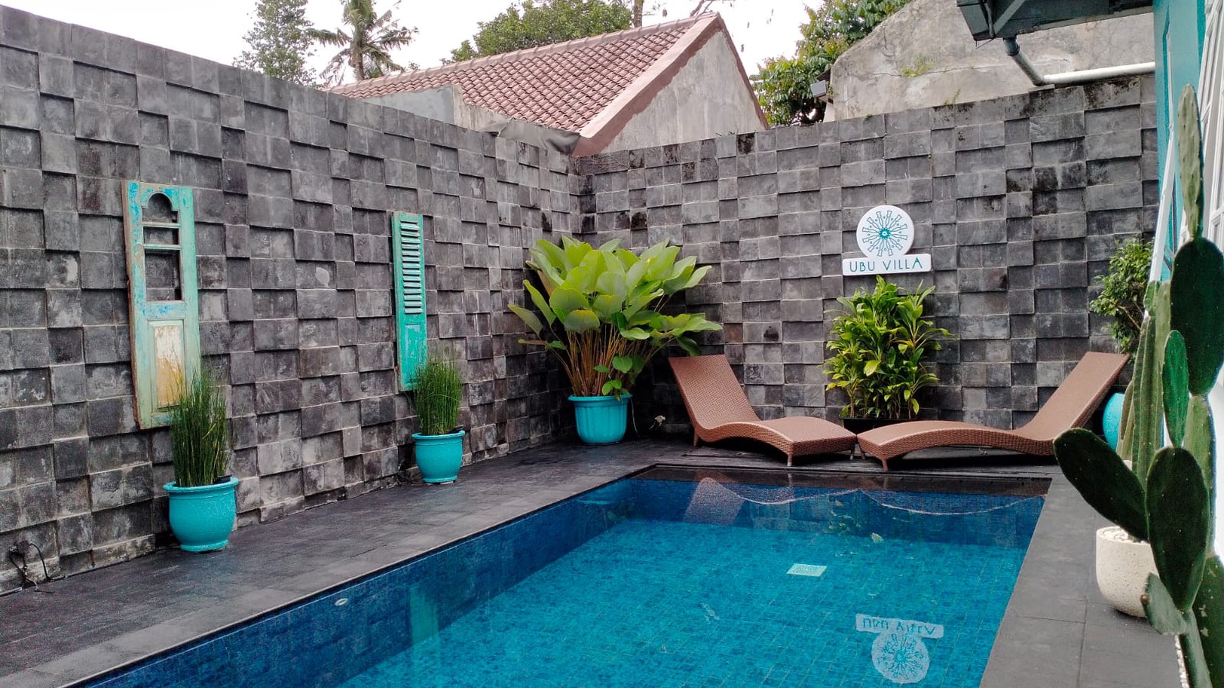 RUMAH VILLA FULL FURNISH NUANSA TRADISIONAL LOKASI SENDANGADI MLATI SLEMAN