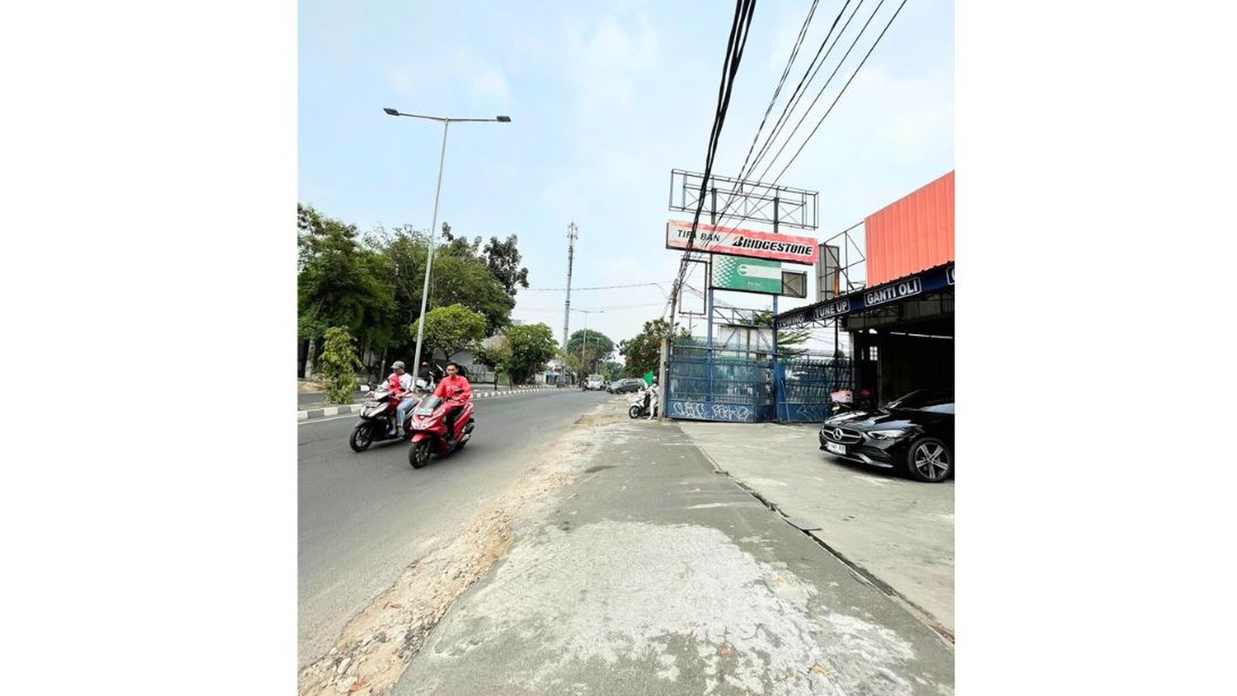 Ruang Usaha Luas di Srengseng, Jakarta Barat