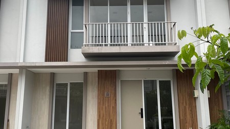 Disewakan Rumah Cluster Nara, Gading Serpong