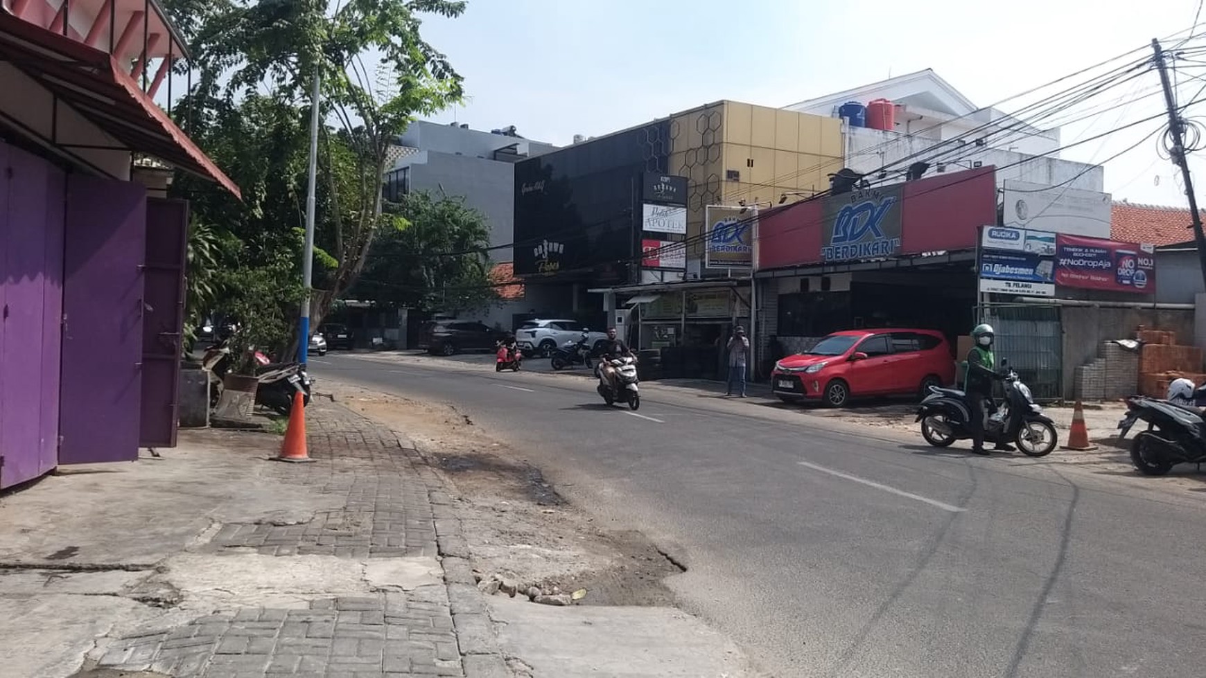 Rumah Hitung Tanah Area Cipete