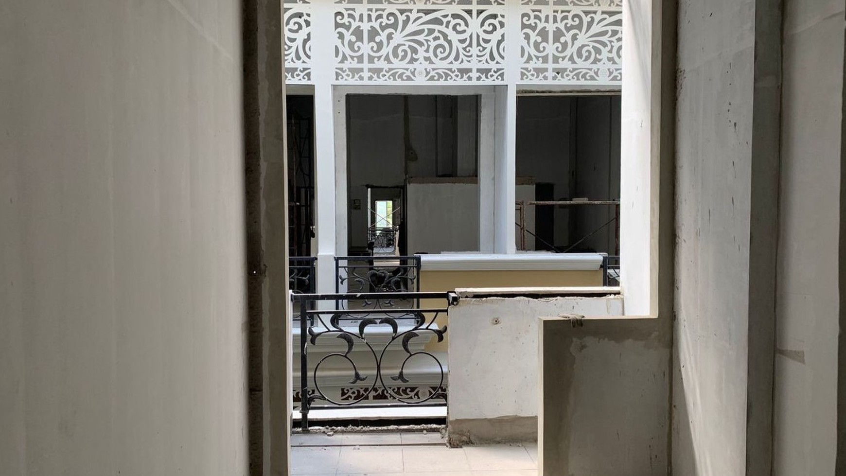 Rumah Hitung Tanah Area Cipete