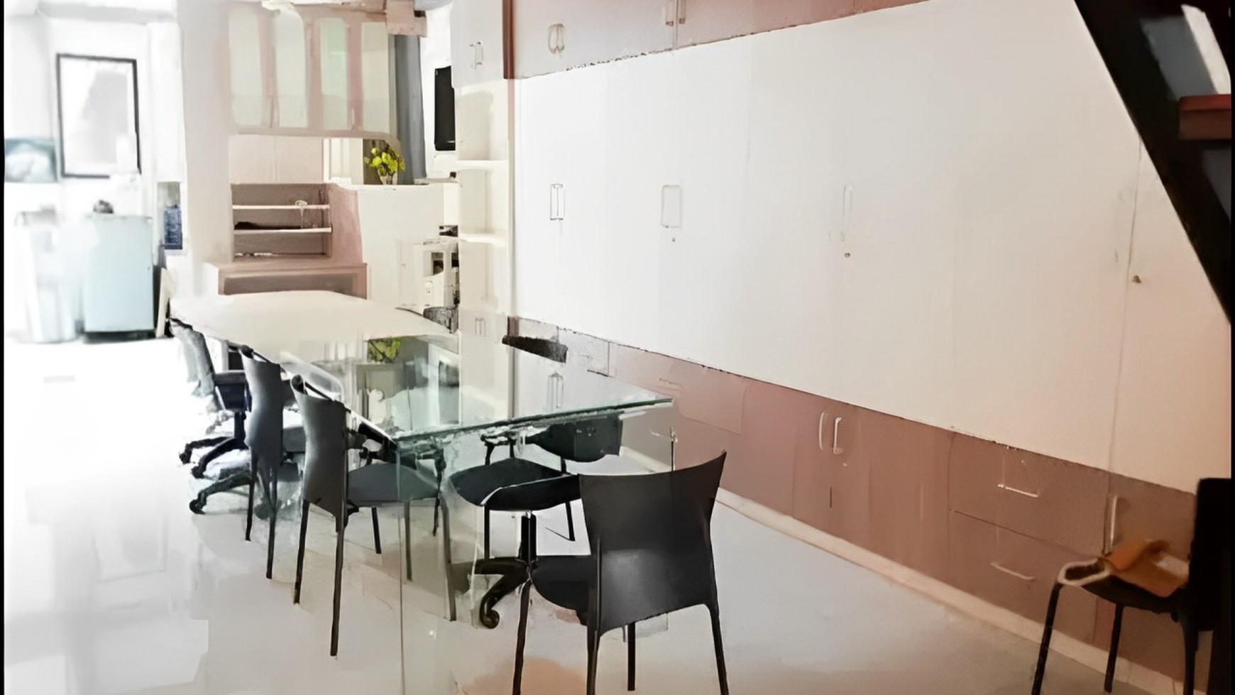 Rumah 2 Lantai Modern Minimalis Semi Furnished Di Bukit Cimanggu City, Bogor Jawa Barat 