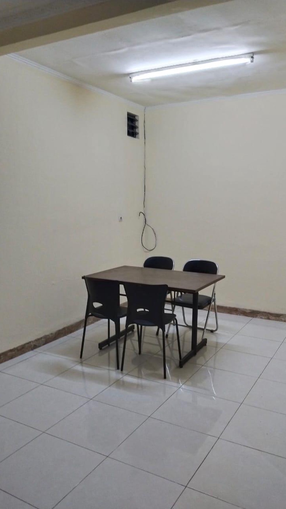 RUMAH FURNISHED DI CLUSTER MEADOW GREEN LIPPO CIKARANG