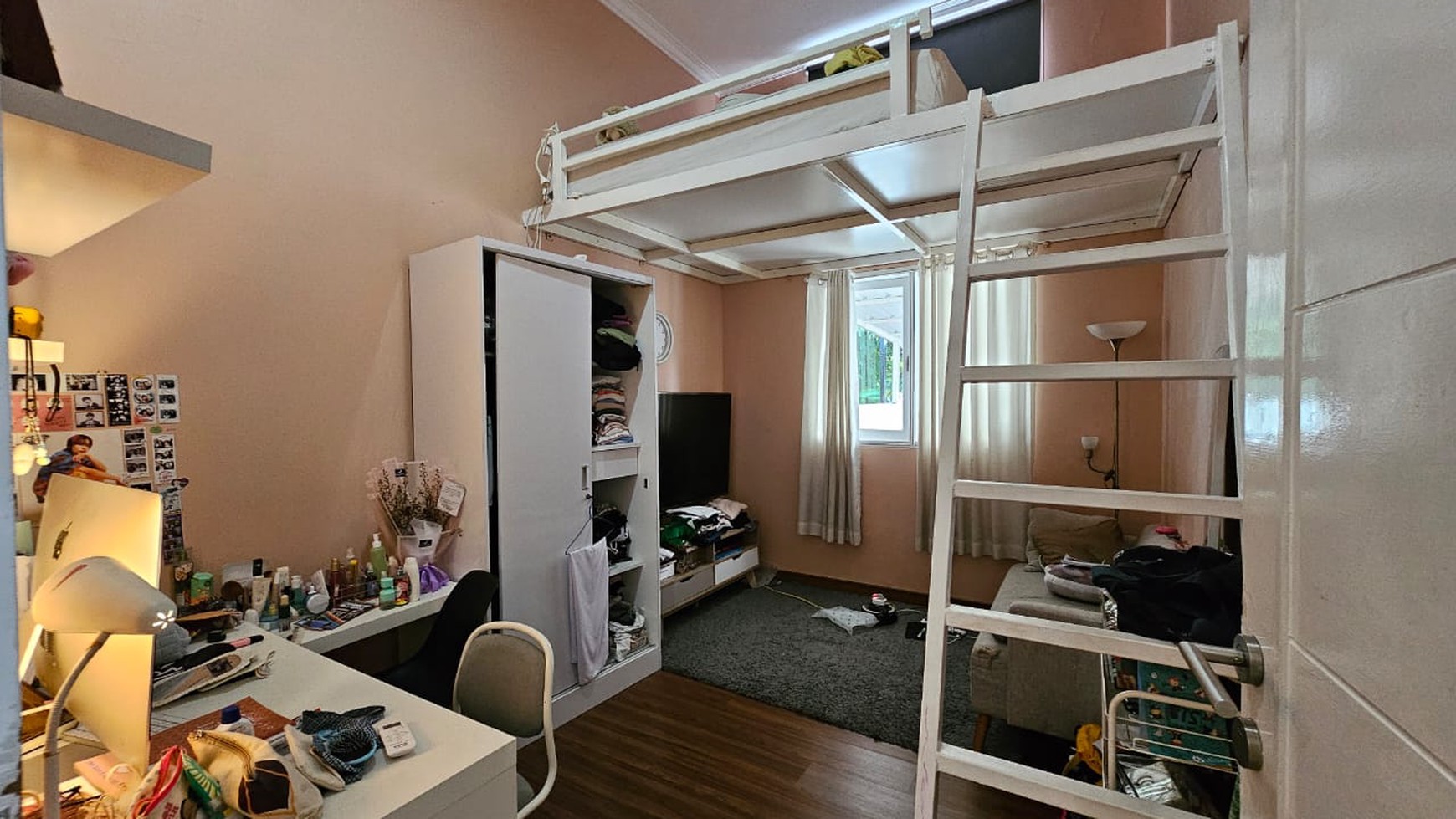 Rumah Hitung Tanah Area Cipete