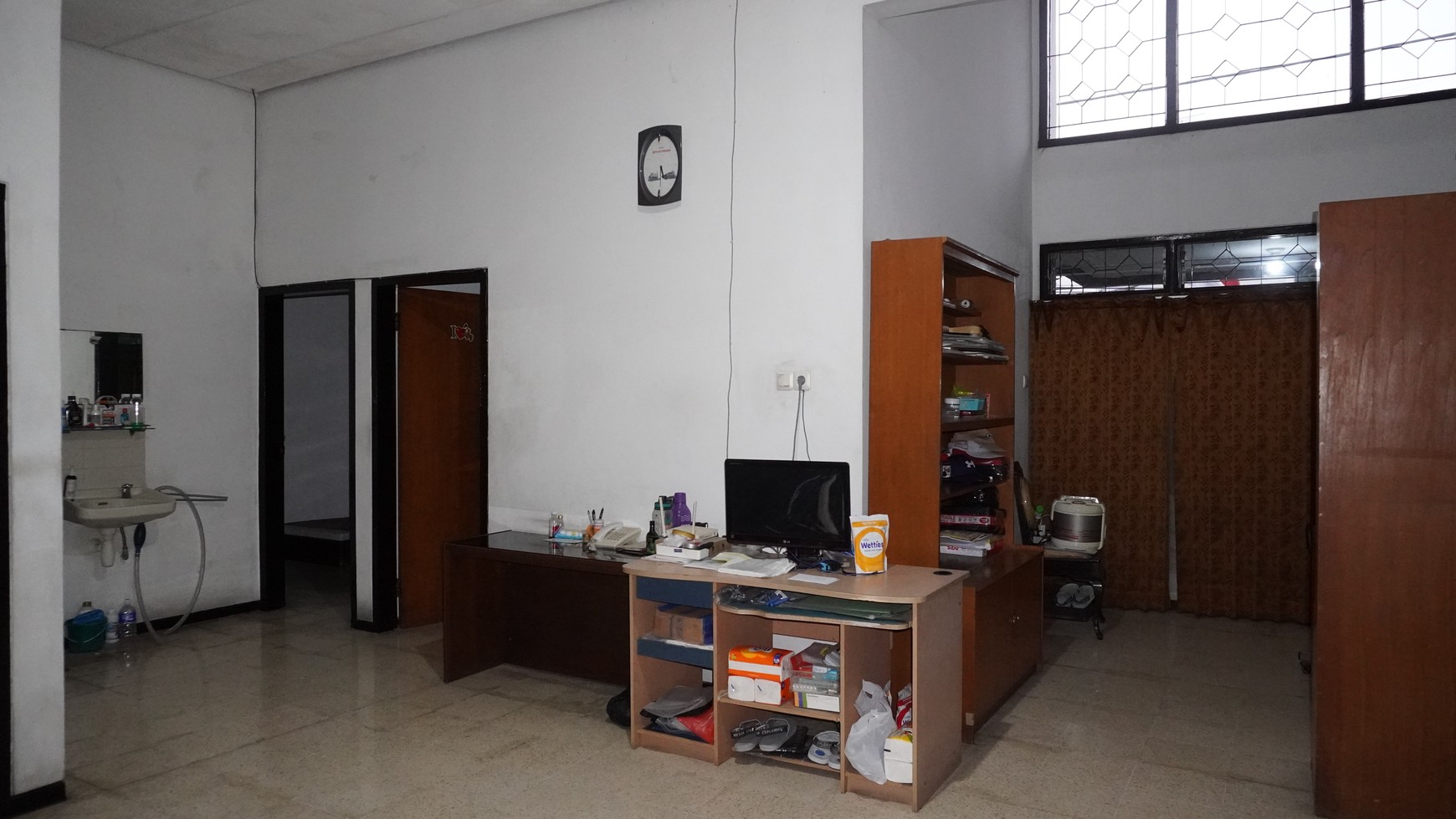 DIJUAL RUMAH PALING STRATEGIS MANYAR