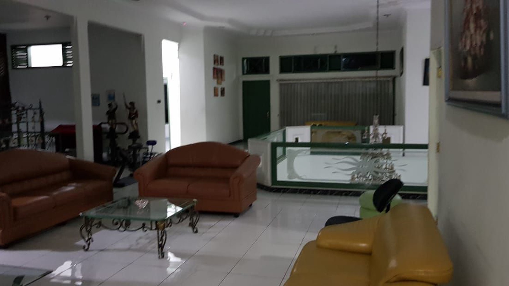 Dijual: Rumah Strategis 2 Lantai Nyaman di Pondok Jati, Sidoarjo - Lokasi Prime!