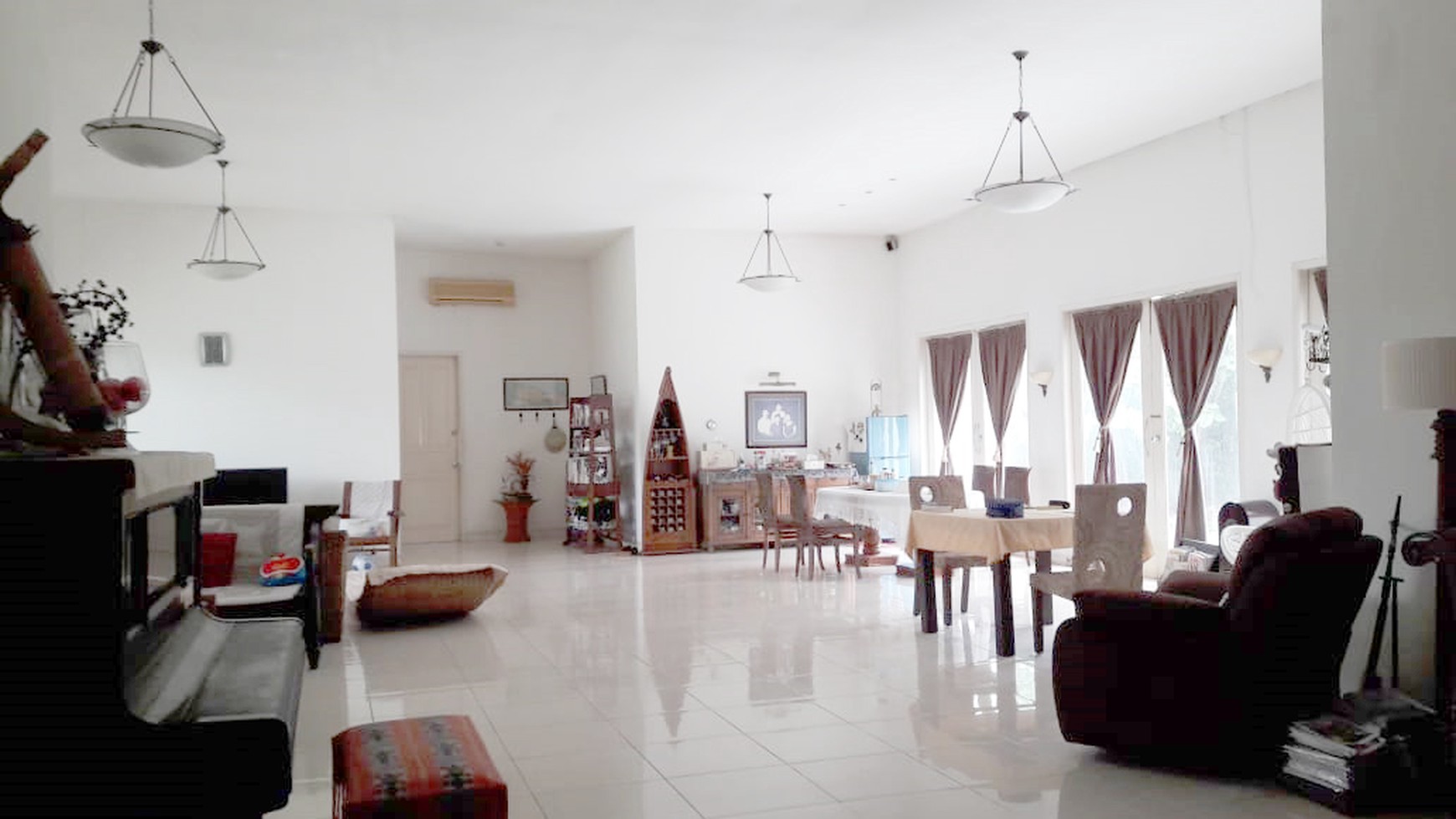 Rumah Besar Lokasi Strategis dan Hunian Nyaman @Merpati, Ciputat