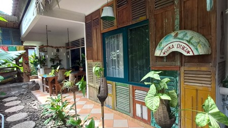 MILIKI HOMESTAY DESAIN RUSTIK YANG CANTIK DI PRAWIROTAMAN TENGAH KOTA YOGYAKARTA