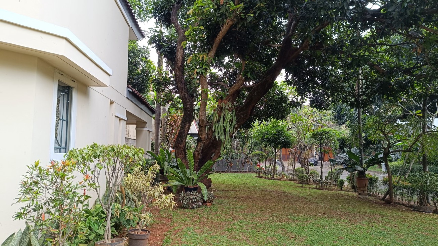 Rumah Taman Giri Loka, Bsd Serpong, Luas 615m2