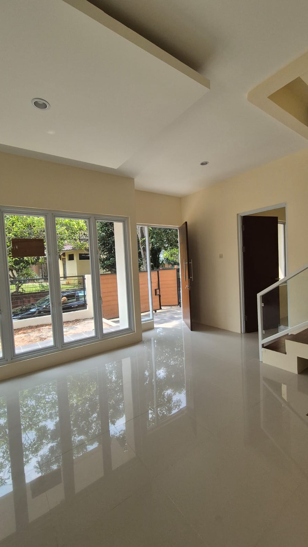 Rumah Hook Baru 2 Lantai Siap Huni dengan Hunian Nyaman @Bintaro