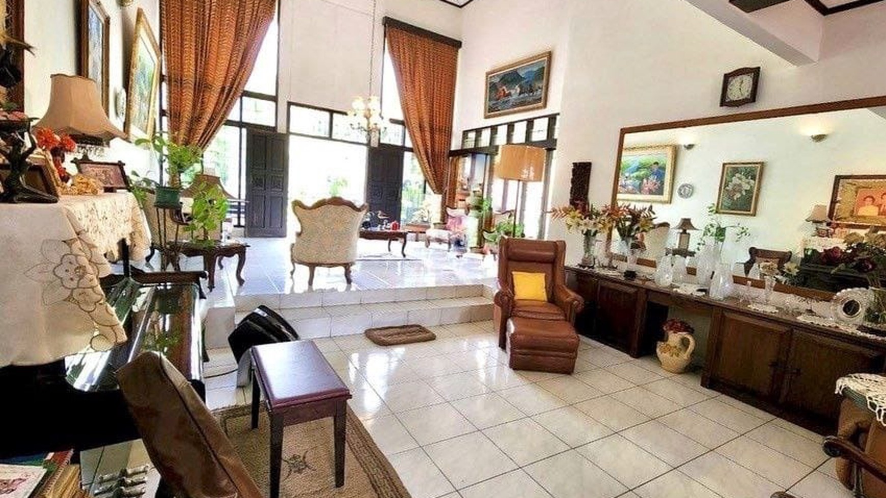 Rumah Jatipadang lokasi bagus