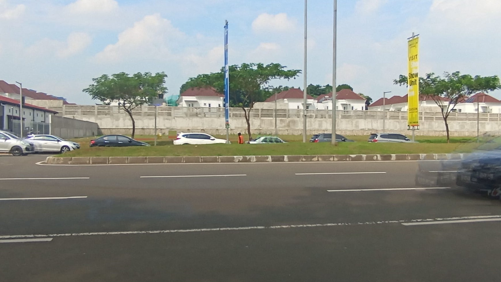 Kavling di jalan Boulevard Raya Gading Serpong dengan harga sewa menarik