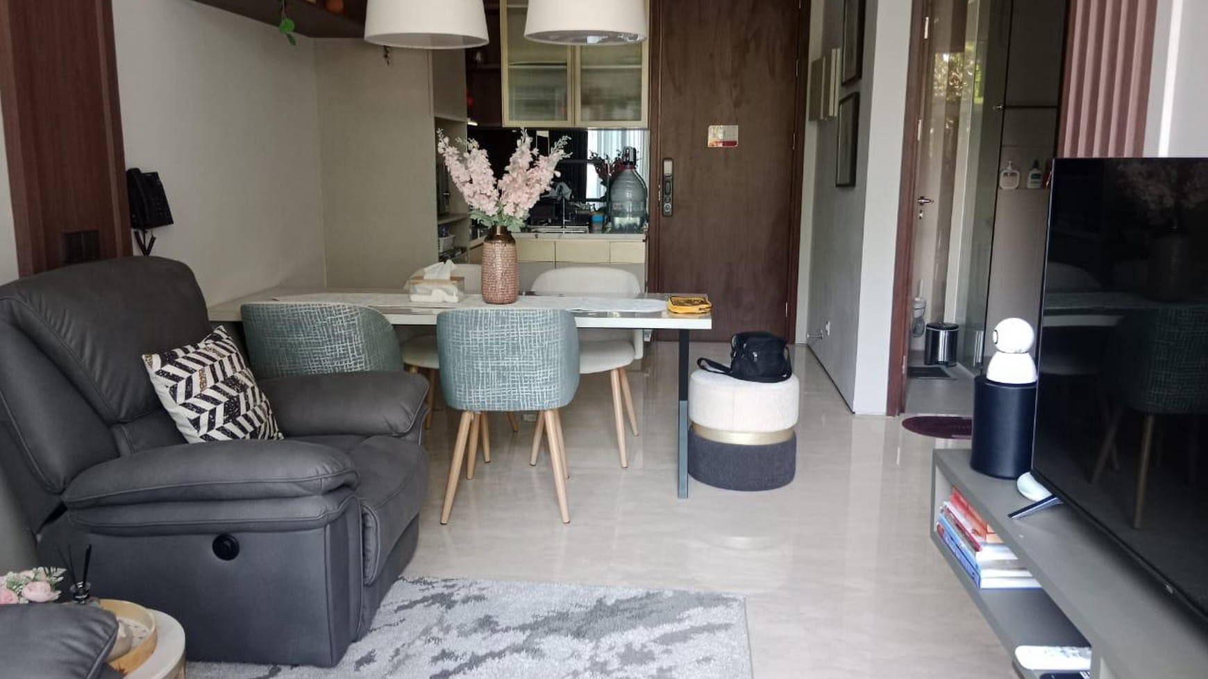 69. Dijual Apartemen The Rosebay Tower C Surabaya