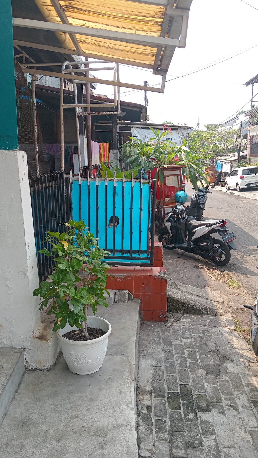 Rumah + Kios di Tebet