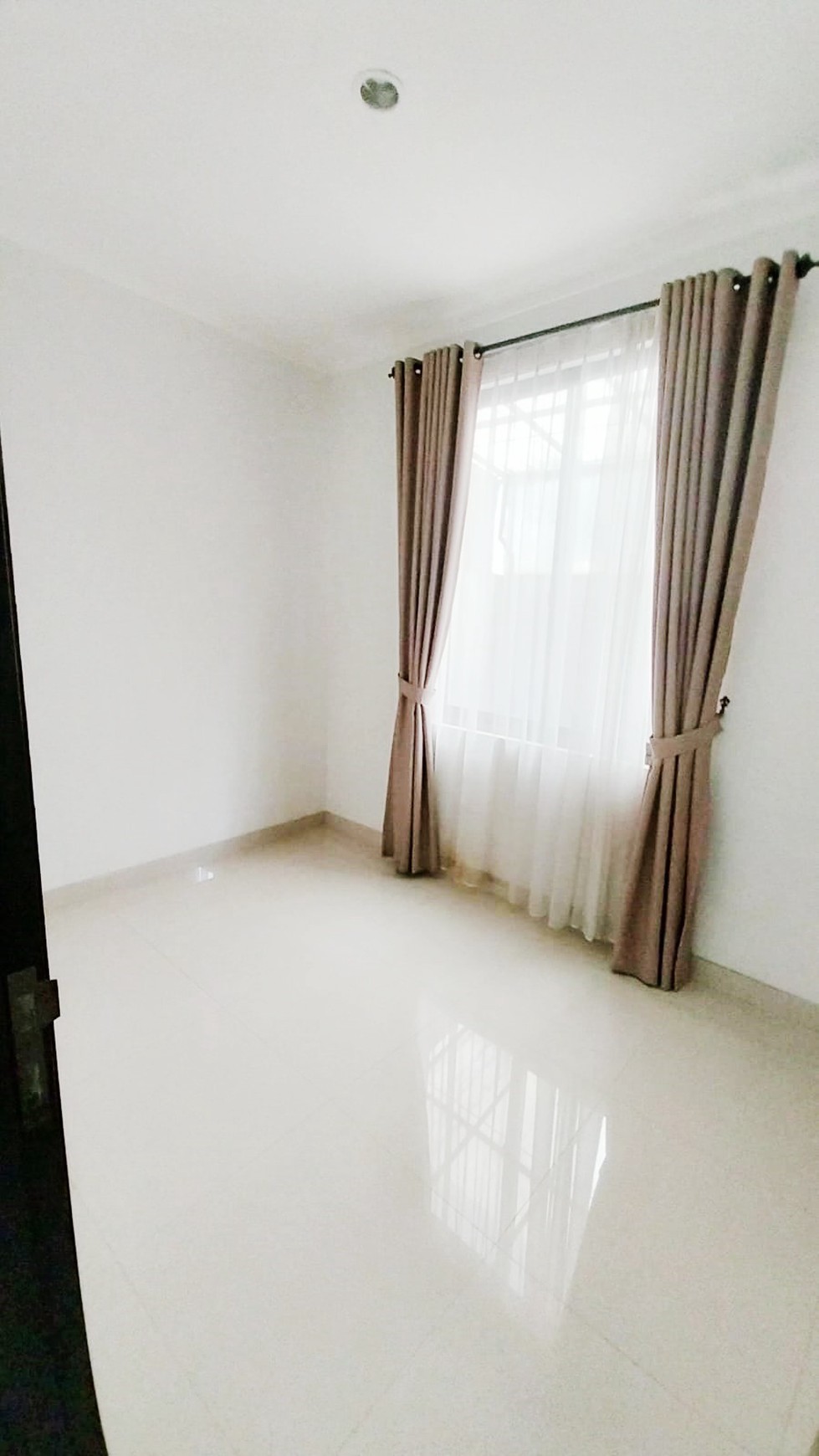 Rumah Dalam Cluster di Bintaro Jaya 