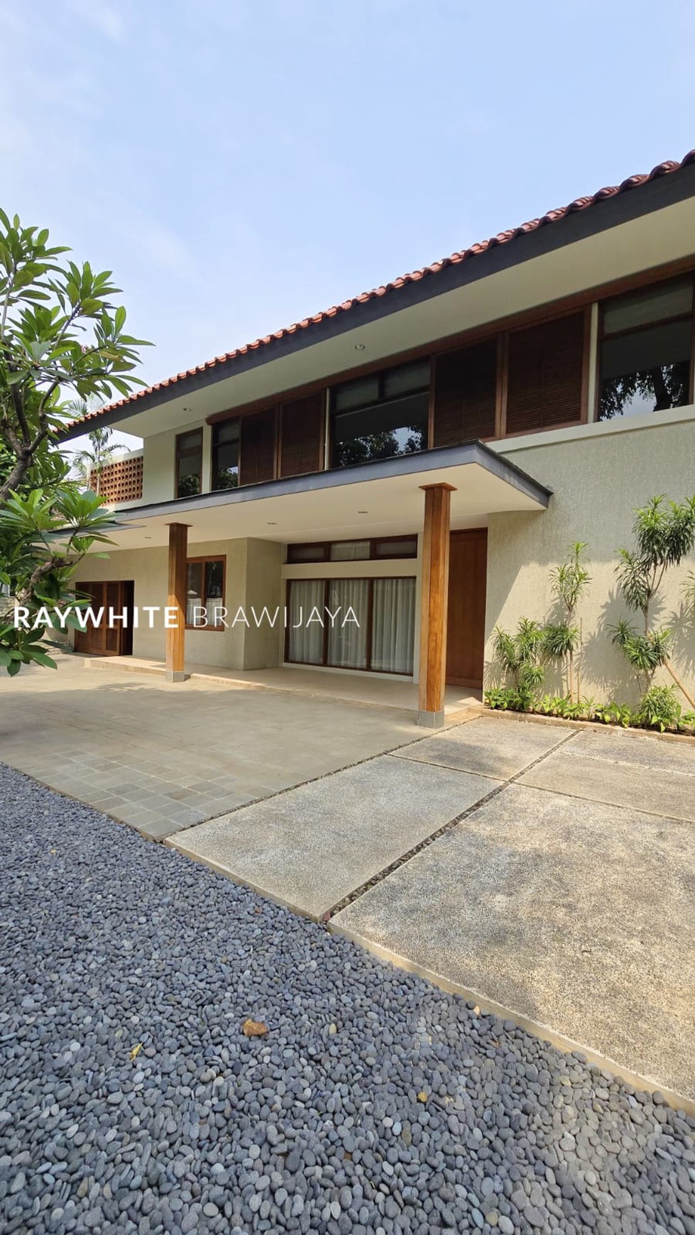 Rumah Hitung Tanah Area Cipete