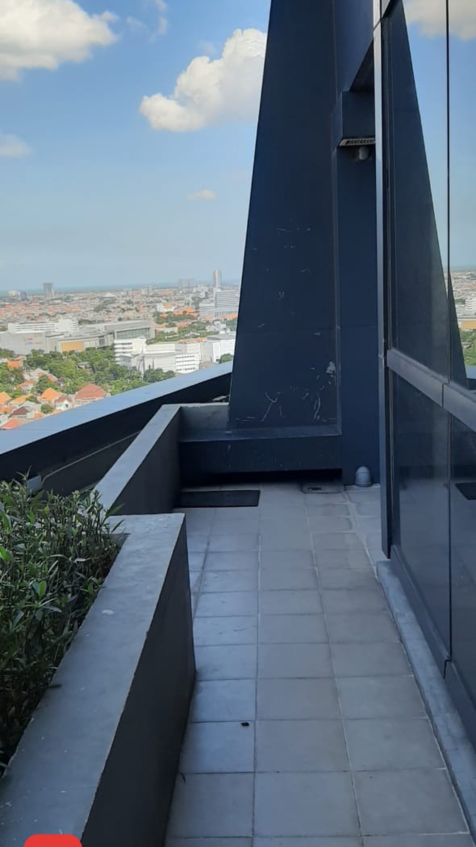 VD 01. Dijual Apartemen The Peak diatas TP 5 Tunjungan Plaza Surabaya