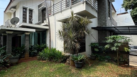 Dijual Rumah Modern Minimalis di Kebayoran Baru