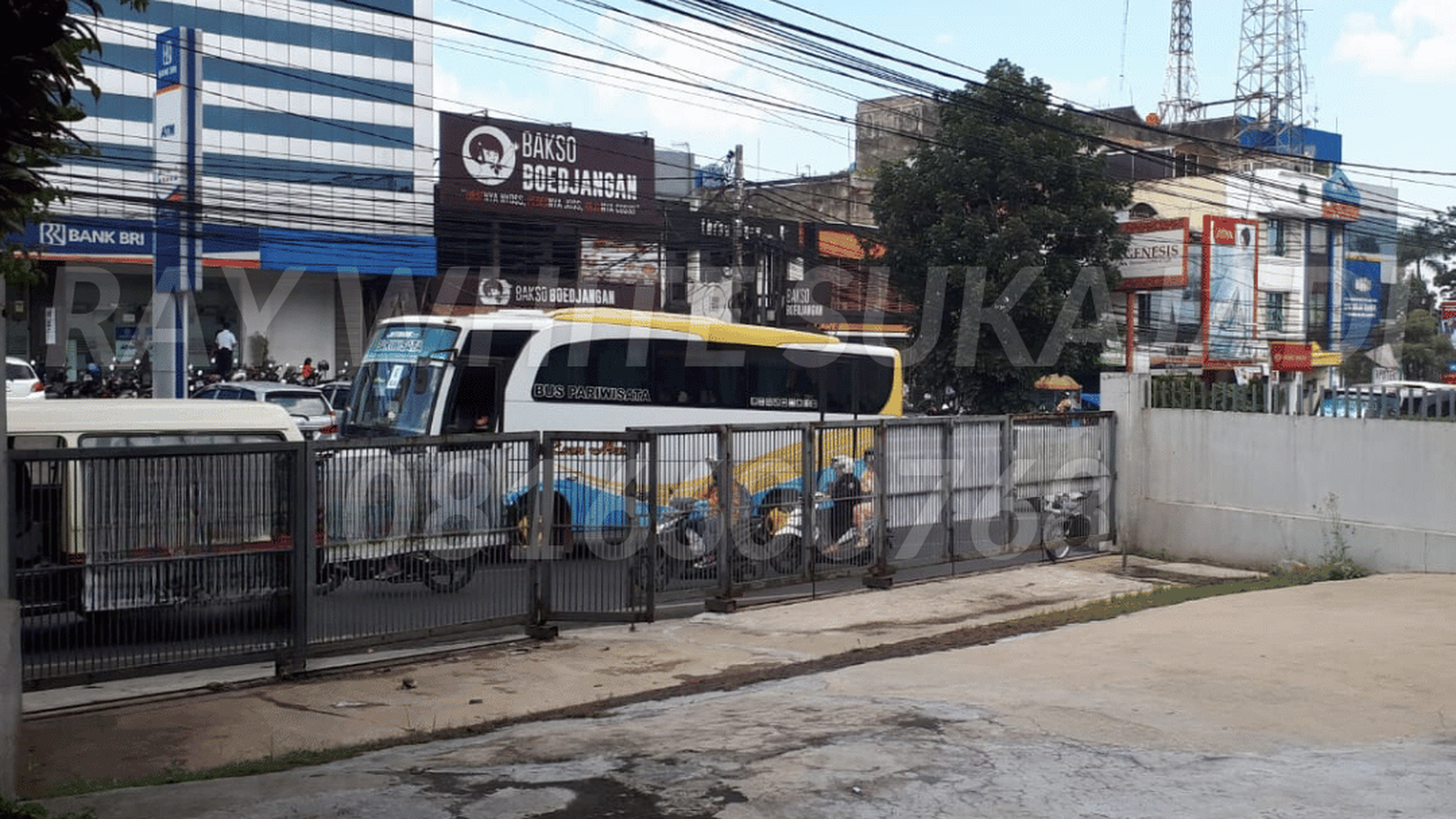 Ruko Strategis untuk Usaha di Mainroad Setiabudi 