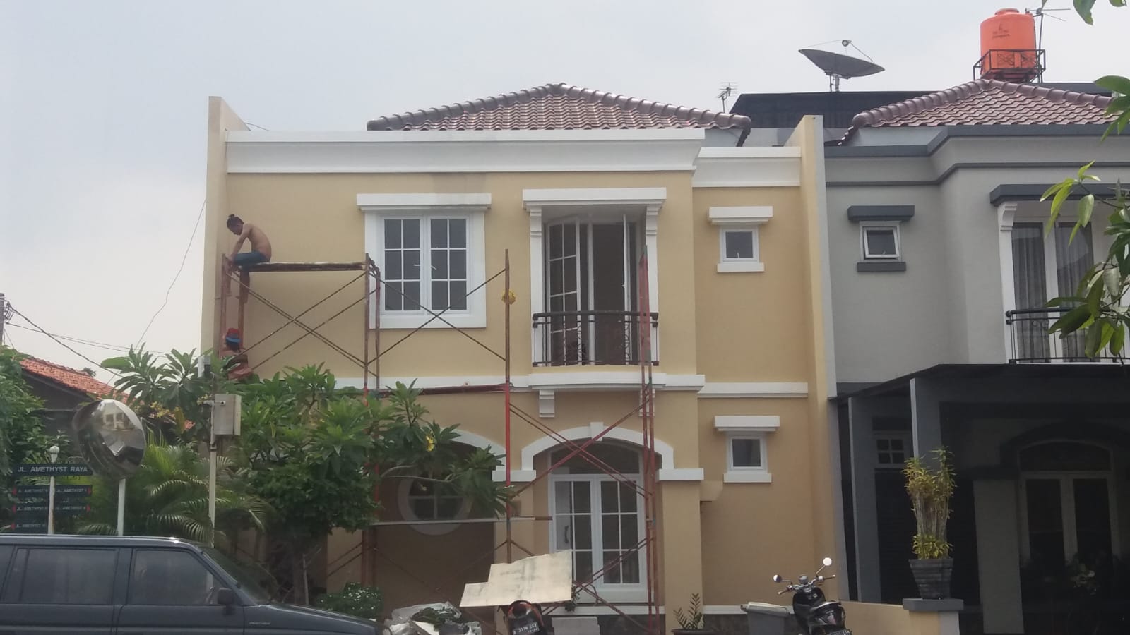 RUMAH DIJUAL JALAN PERMATA MEDITERANIA (CLUSTER AMETHYST) JAKARTA BARAT