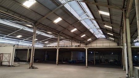 DIJUAL GUDANG DI DAERAH STRATEGIS TROPODO, WARU, JAWA TIMUR / WAREHOUSE FOR SALE 