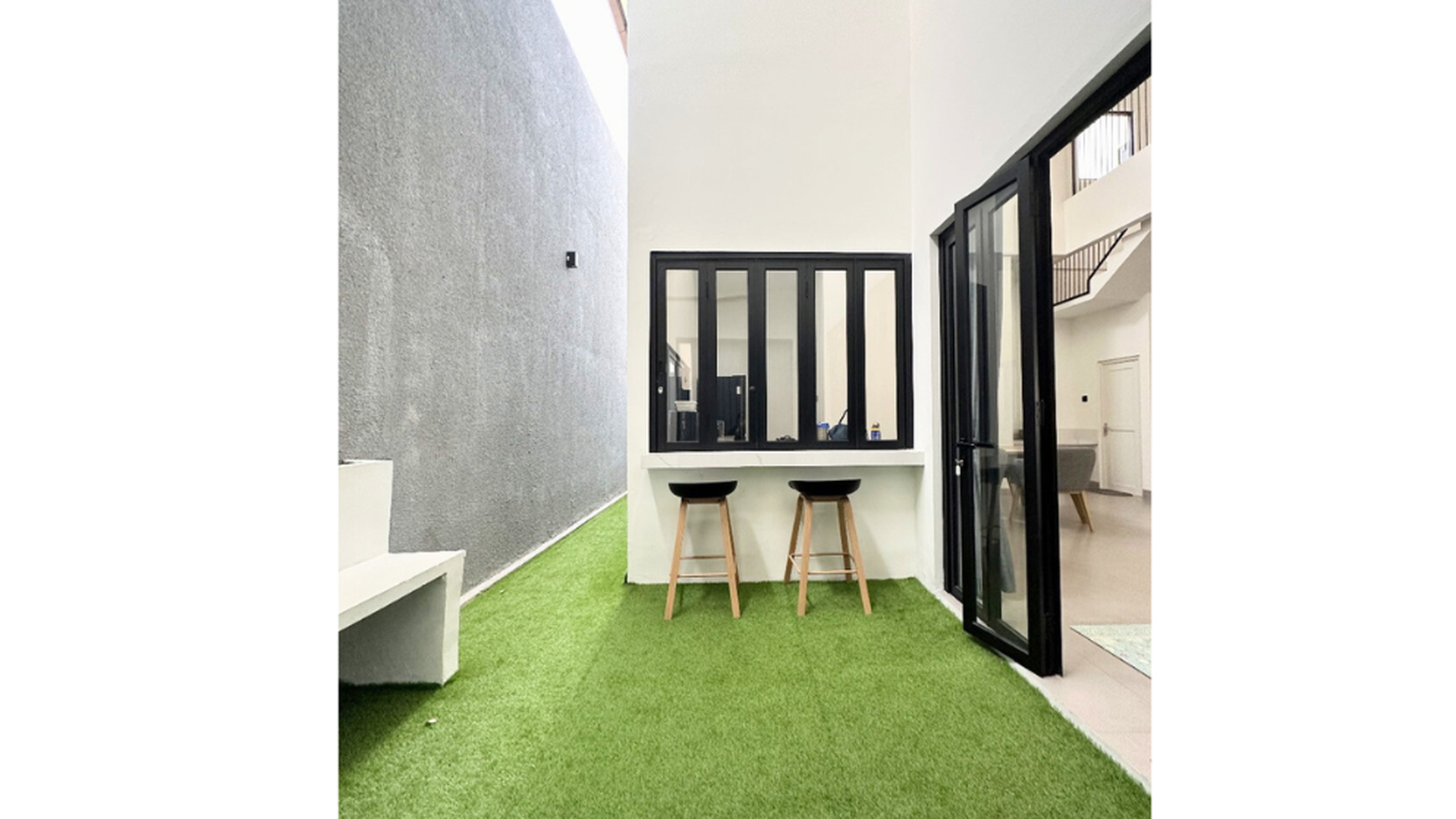 Rumah Hitung Tanah Area Cipete