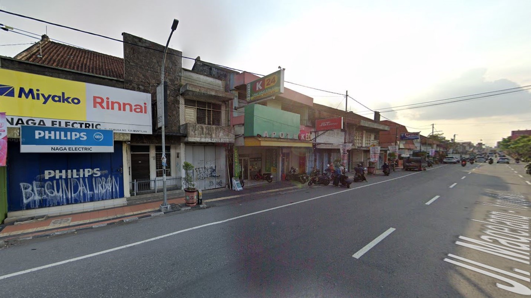 Rumah Hitung Tanah Area Cipete