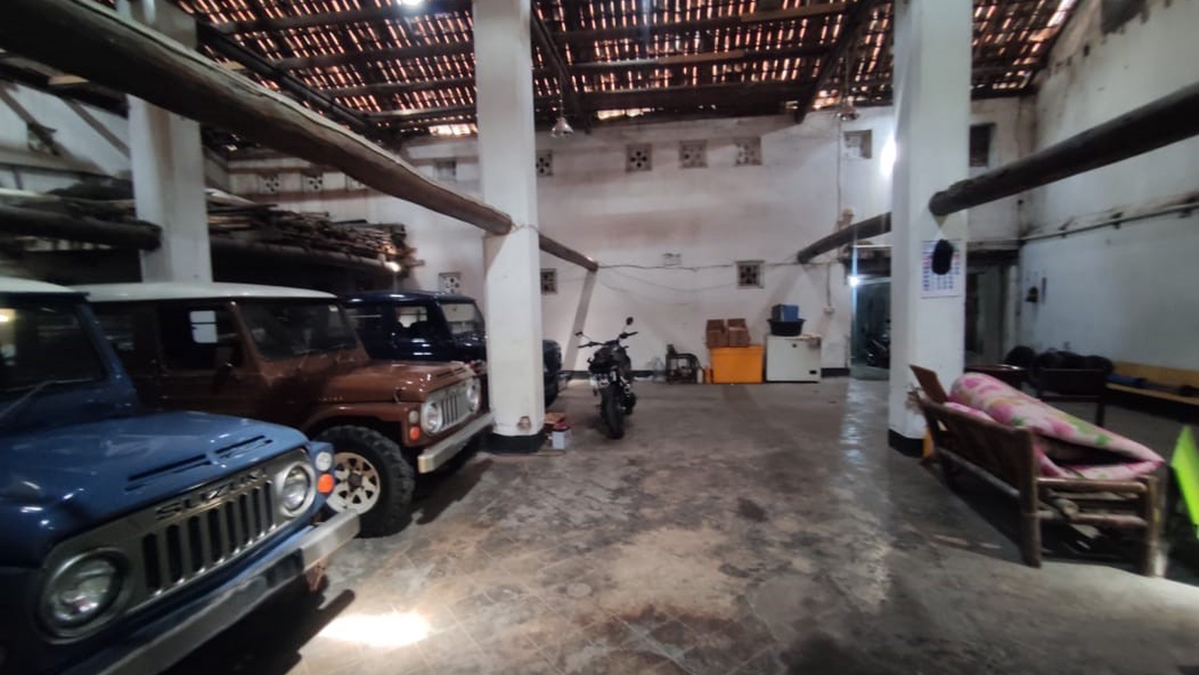 Rumah Hitung Tanah Area Cipete